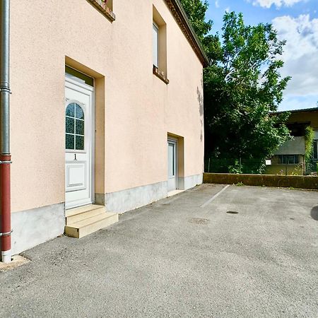 Le Cubry : Appart Hyper-Centre Avec Une Place De Parking Επερνέ Εξωτερικό φωτογραφία